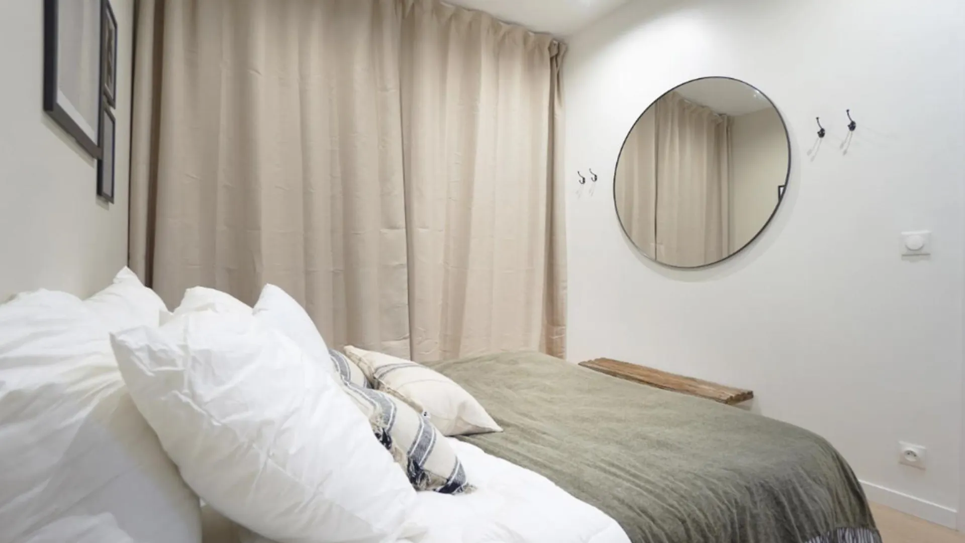 Apartment Comfortable And Ideally Located In 15 *
